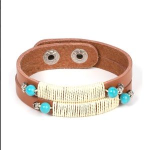 Leather turquoise bracelet
